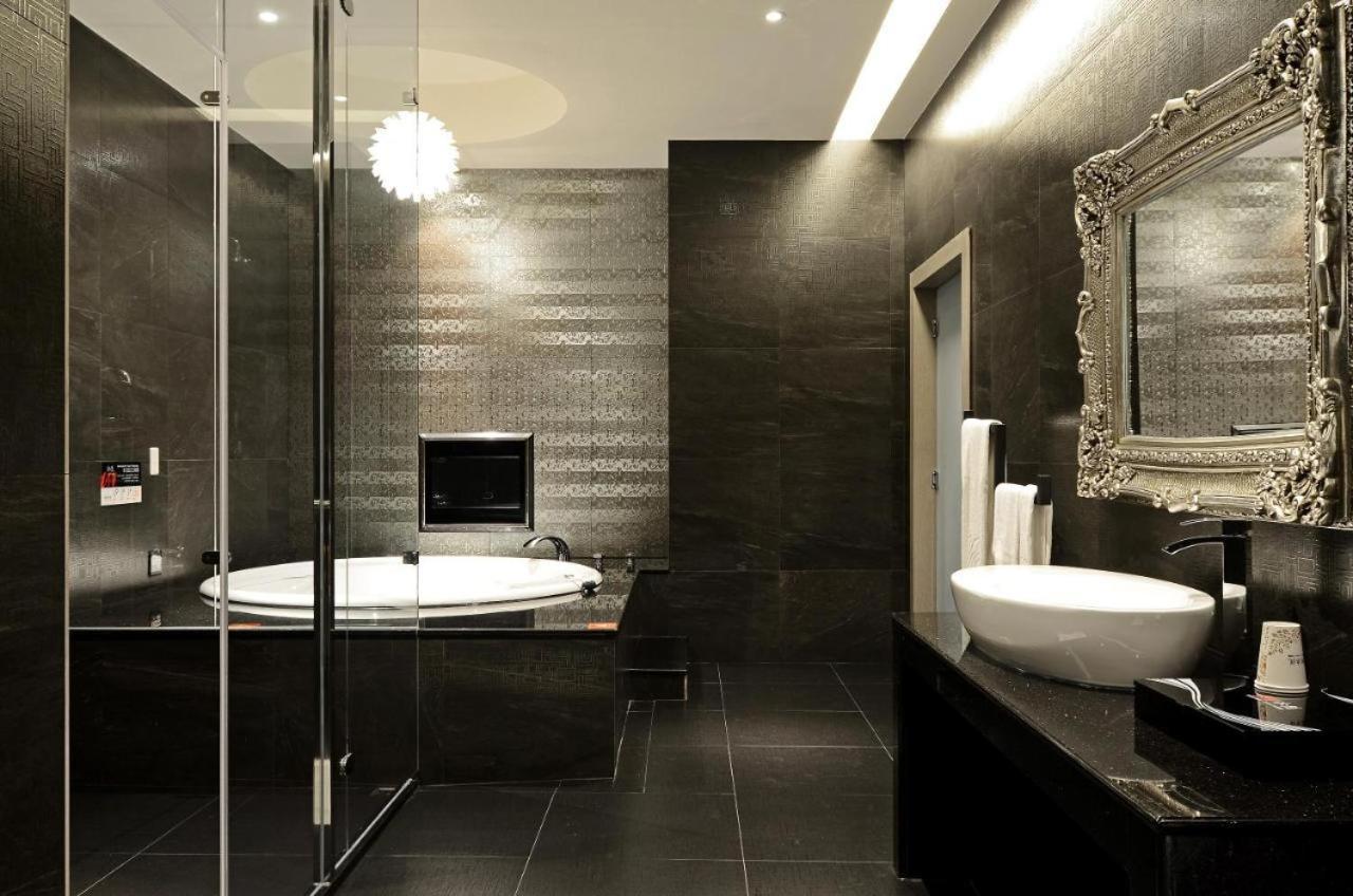 M Hotel Каотун Екстериор снимка